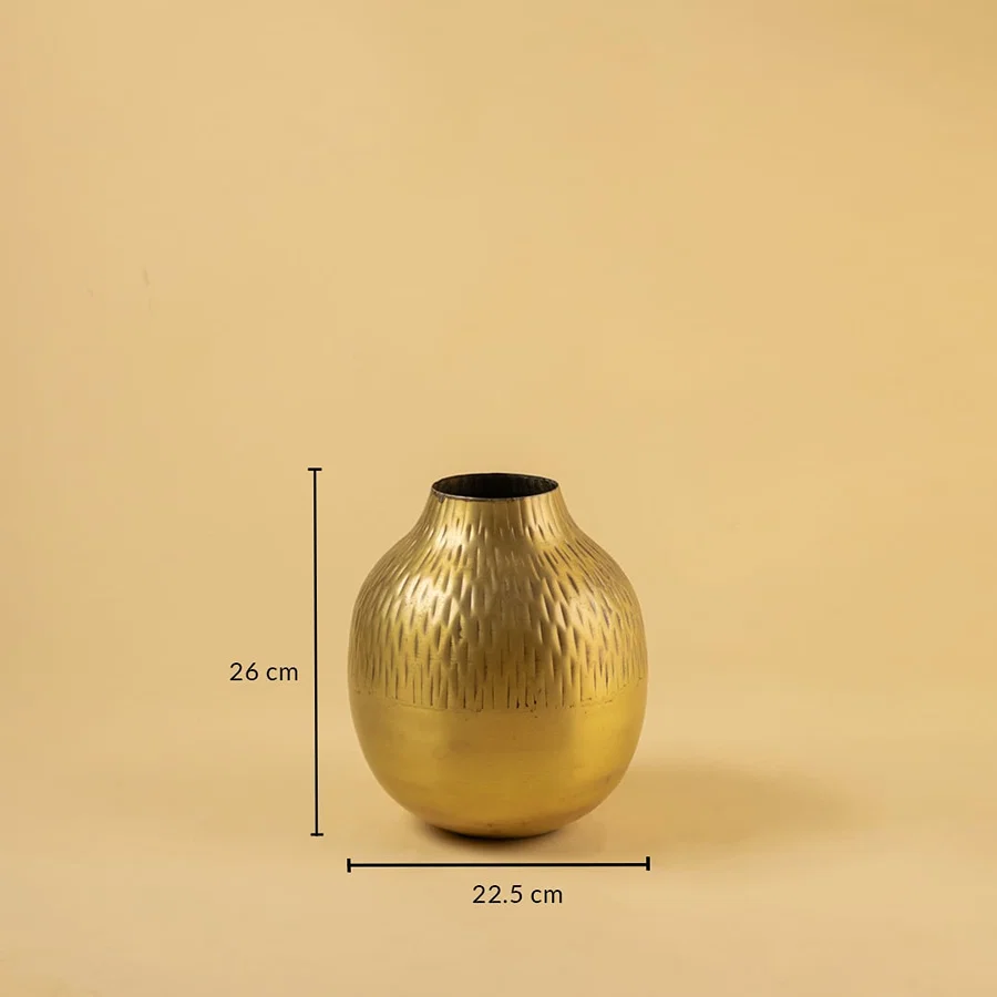 Gold hammered metal vase decor with 26 cm height and 22.5 cm width ideal for shelves tables and warm contemporary styling.