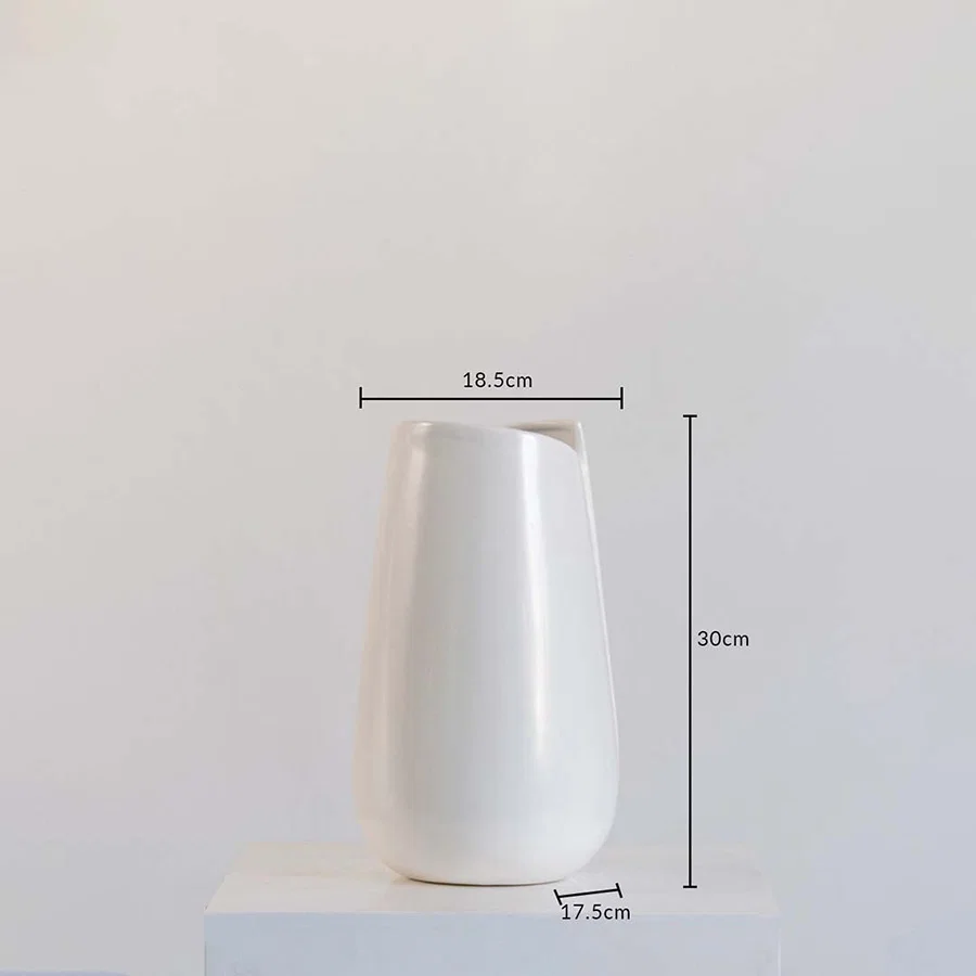 White ceramic vase shown with dimensions 30 cm height  18.5 cm width  and 17.5 cm depth  set against a clean white backdrop for clarity.
