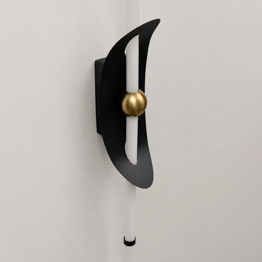 Eclipse Curved Shield Wall Light - Black