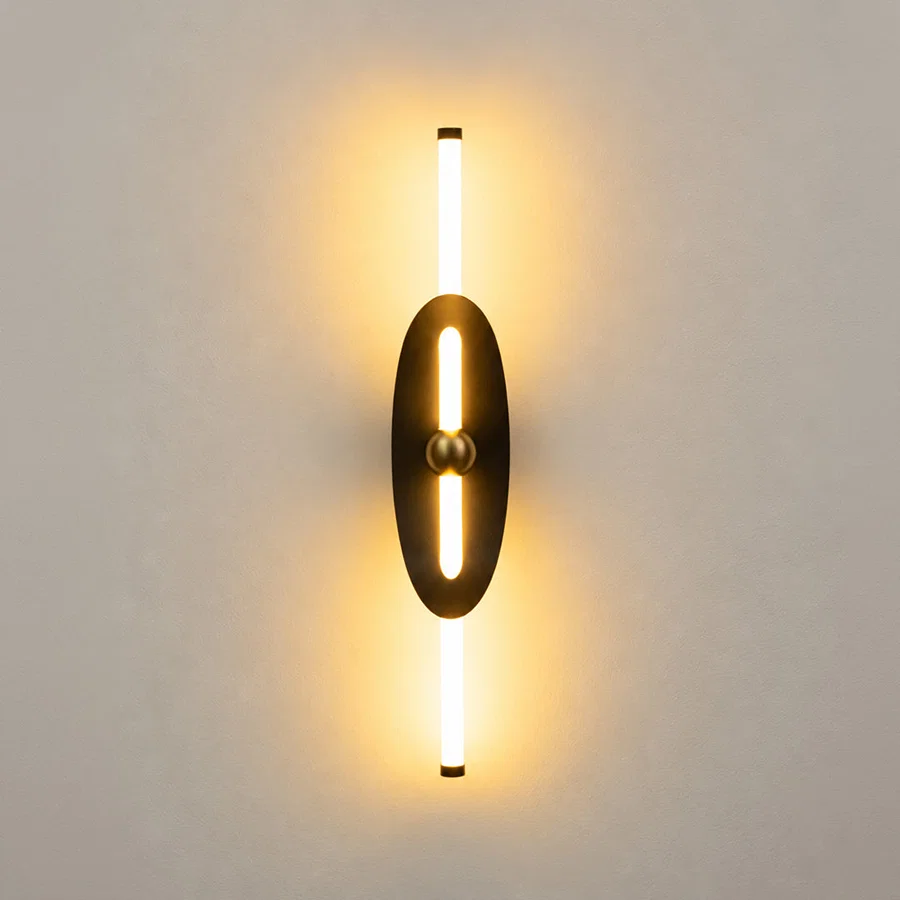 Eclipse Curved Shield Wall Light - Black