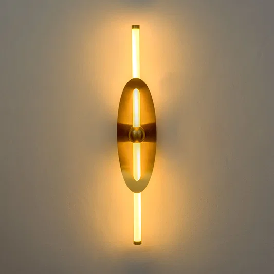 Eclipse Curved Shield Wall Light - Gold