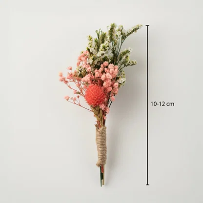 Dried flower bouquet with coral and green tones showing height 10 to 12 cm perfect for tabletop vase and soft Decor accents.