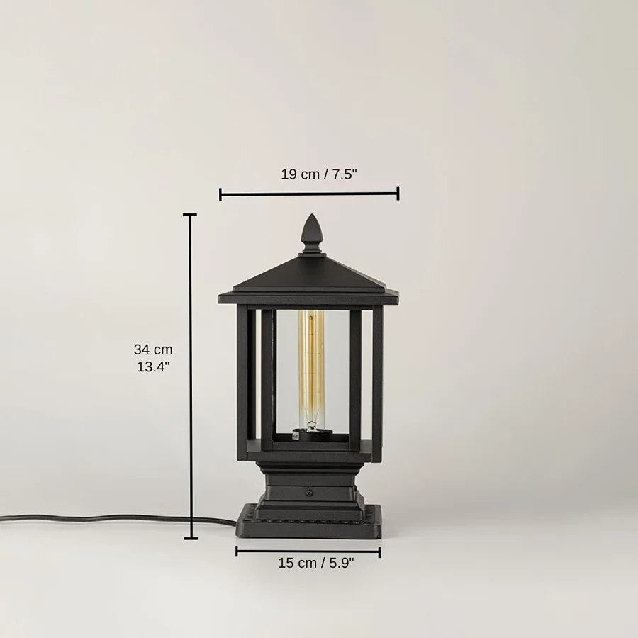 Black outdoor lantern light, 34 x 15 x 19 cm (13.4 x 5.9 x 7.5 inches) dimensions